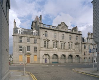 View from west showing main frontage onto King Street