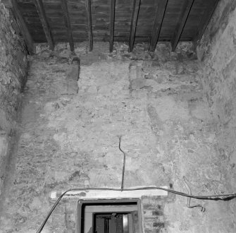 Interior. Room UG-25 Detail of stonework