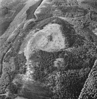Oblique aerial view of Moredun fort from the east. 

