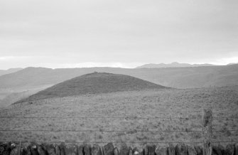 View from north: cairn at Sithean Na Cluana.