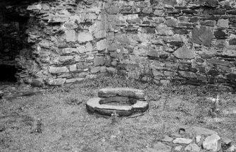 Castle Sween, interior.
General view of well.