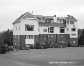 View of Ranfurly Castle Golf Club, Bridge of Weir from NW.