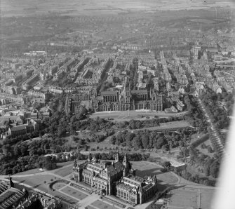 Art Gallery, Glasgow University Glasgow, Lanarkshire, Scotland. Oblique aerial photograph taken facing North. 