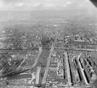 From South of river, looking North Glasgow, Lanarkshire, Scotland. Oblique aerial photograph taken facing North. 