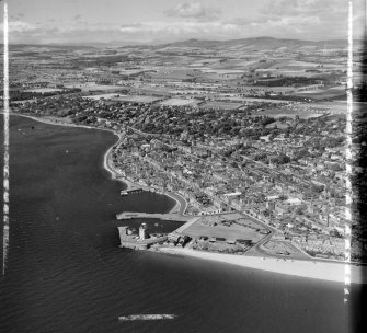 Broughty Ferry Dundee, Angus, Scotland. Oblique aerial photograph taken facing North/West. This image was marked by AeroPictorial Ltd for photo editing.