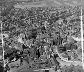 General View Stirling, Stirlingshire, Scotland. Oblique aerial photograph taken facing South/West. This image was marked by AeroPictorial Ltd for photo editing.