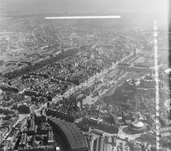 General View Edinburgh, Midlothian, Scotland. Oblique aerial photograph taken facing North/East. This image was marked by AeroPictorial Ltd for photo editing.