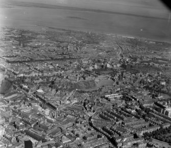 General View Edinburgh, Midlothian, Scotland. Oblique aerial photograph taken facing North/East. 