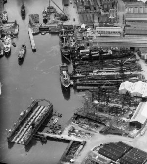 Aberdeen Docks Aberdeen, Aberdeenshire, Scotland. Oblique aerial photograph taken facing North/West. 