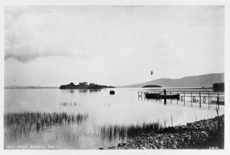 Photographic copy showing distant view of Lochleven Castle.
Titled: 'Loch Leven, Kinross, 240 G.W.W.'
PHOTOGRAPH ALBUM No.33: COURTAULD ALBUM.