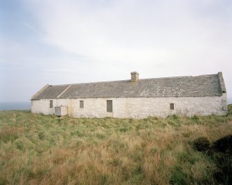 View from SW of disused bothy, situated to the N of the inner lighthouse compound.  In 2000, there were plans to convert the bothy into a local heritage and wildlife centre.