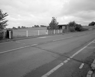 Hungryside Bridge, Forth and Clyde Canal, Lifting Bridge
View from North West