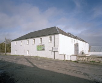 Lochindaal Distillery
View from SW of former distillery building, recently converted to accommodate the Islay Field Centre