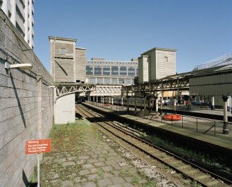 Aberdeen, Joint Station
View from south of two typical hoist towers on platforms 7/8 and 9 at the neglected west side/north end of the station