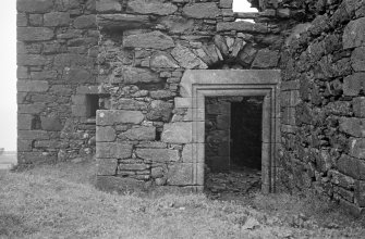 Dunduff Castle. Entrance (SE).