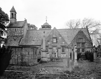 Kilbirnie Church. View from South.