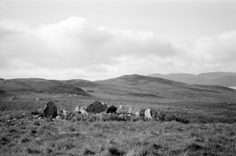 Achnaha Cairn. General view from E showing horntips and W stone.