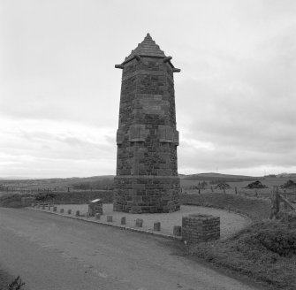 View of the Harlaw Monument from NNW.