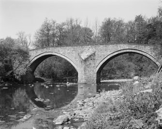 Sorn Old Bridge. View from East.