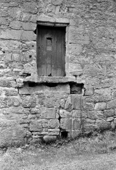 Hallbar Tower. Detail of entrance.