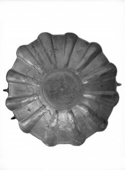 Shell-shaped disk (No. 30)