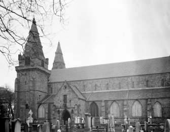 Aberdeen, Chanonry, St Machar's Cathedral.
General view of S side.