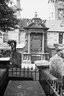 Aberdeen, Union Street, East Church of St Nicholas Grave Yard
General view of funerary monument.