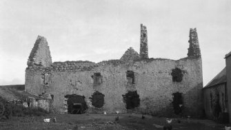 Ormaclett Castle, view from N.