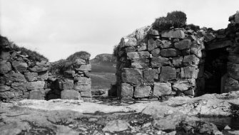 Broch, Dun Beag, Struanmore, Skye. The entrance.