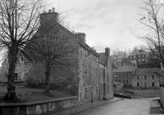 View of 40 and 32 Canongate, Jedburgh, from W.