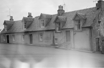 General view of 13-17 Manse Road, Carmunnock, Glasgow.