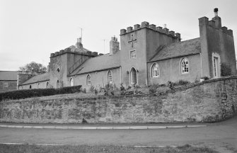 View of 1, 2 and 3 Dovecote, Coldstream from south