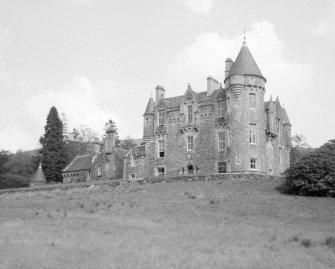 General view of Dunans Castle
