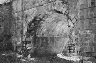 Marchmont House, bridge. Detail of arch stonework.