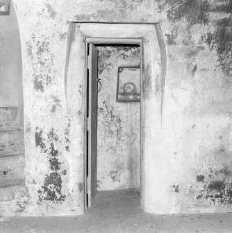 Interior.
Detail of entrance to firts floor mural chamber.