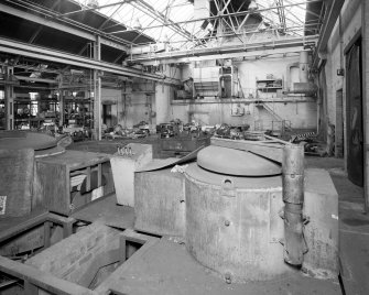 Motherwell, Craigneuk Street, Anderson Boyes
Foundry (Dept.15, main bay built 1976 and side bay 1920): Interior view from SE of main and side bay (left).  The foundry has been disused for many years, the building being used for storage.