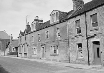 View of 8, 9 and 10 Currie Street, Duns from west