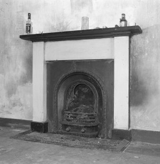 Ground floor, N room, fireplace, detail