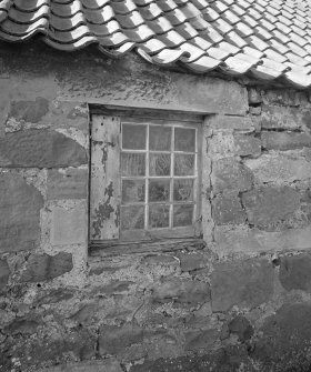 Pitcox Old Smithy
Detail of window in E side of W range showing glazing