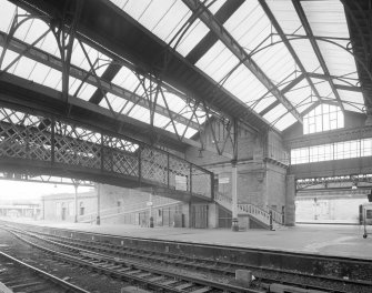 Perth, Leonard Street, General Station
Platform 4: view from north east of main footbridge to Platforms 4-9, also showing detached Station offices at south end of main island platform