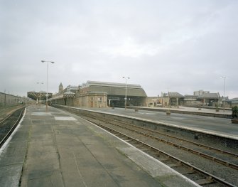 Perth, Leonard Street, General Station
General view from south of south side of Station, showing main portion of station (centre) serving trains north to Inverness, and (right) Platforms 1 & 2 serving trains to Dundee and Aberdeen