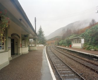 Glenfinnan Railway Station
View from East in adverse weather conditions taken in 1998