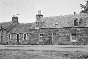 View of houses on east side of Willoughby Street, Muthill, showing Parkview and St John's Cottage.