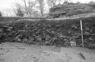 Excavation photograph : section 8, from west to east, looking south.