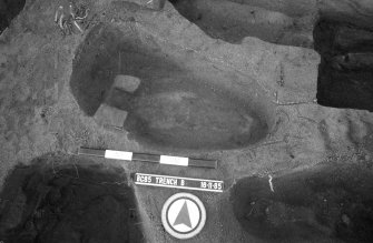 Newhall Point excavation archive
Frame 19: Trench B: Grave G15.
