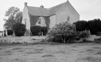 General view of Kiltearn Parish Church.