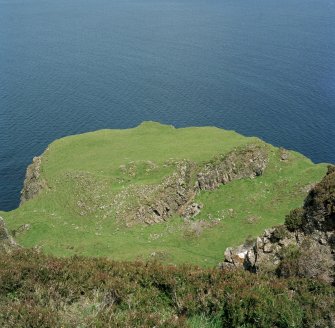 Eigg, Poll Duchaill, Fort. View from S.