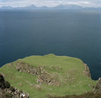 Eigg, Poll Duchaill, Fort. View from S.