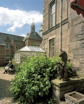 Royal Infirmary - detail of heraldic scuplture.