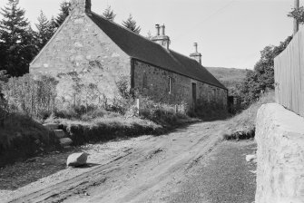 View of Neil Gow's Cottage in Inver village.